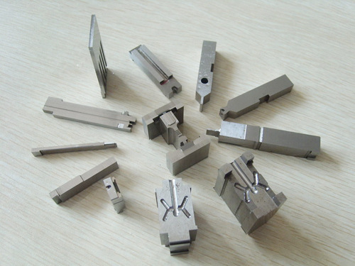 【深圳光明,公明西田,松崗精密中走絲對(duì)外加工】?jī)r(jià)格,廠家,圖片,電火花線切割機(jī),恒昌順五金制品-